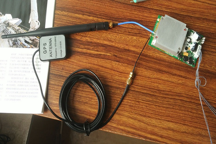 Portable ADS-B Transmitter ADSBPGA for GA and UAV